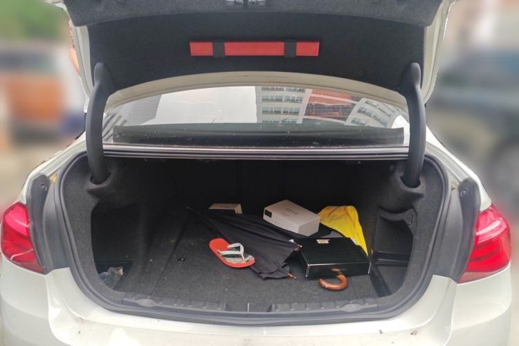 Used BMW 3 Series 2017 320Li Fashion Model Trunk