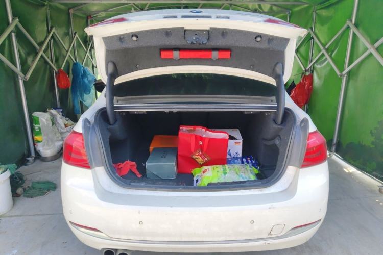 Used BMW 3 Series 2017 320Li Fashion Model Trunk