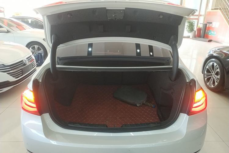 Used BMW 3 Series 2017 320Li xDrive Fashion Model Trunk
