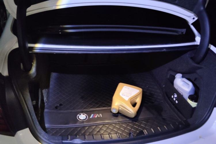 Used BMW 3 Series 2017 320Li Fashion Model Trunk