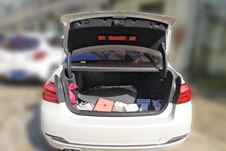 Used BMW 3 Series 2017 320Li Fashion Model Trunk