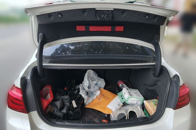 Used BMW 3 Series 2017 320Li Fashion Model Trunk