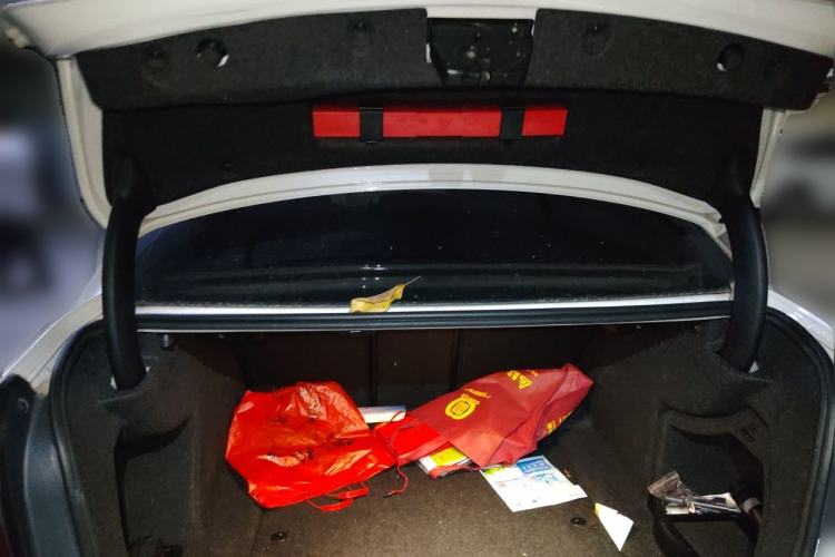 Used BMW 3 Series 2017 318i Fashion Model Trunk