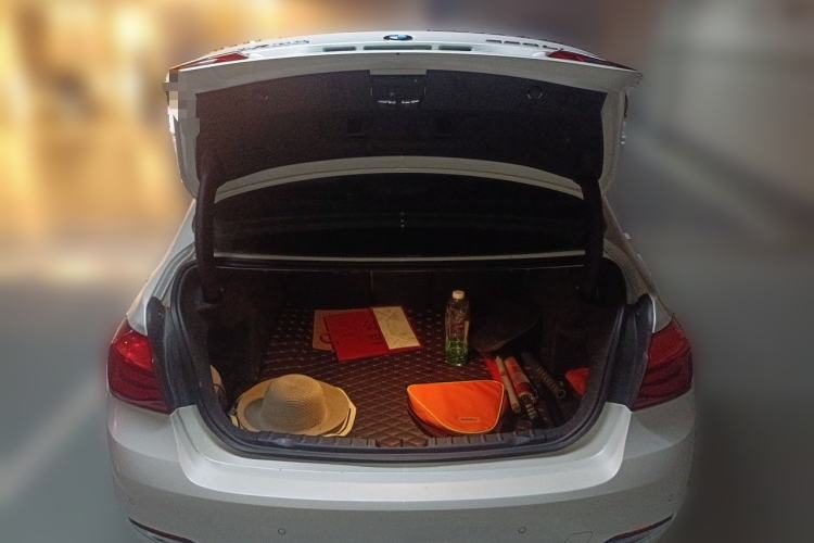 Used BMW 3 Series 2017 320Li Fashion Model Trunk