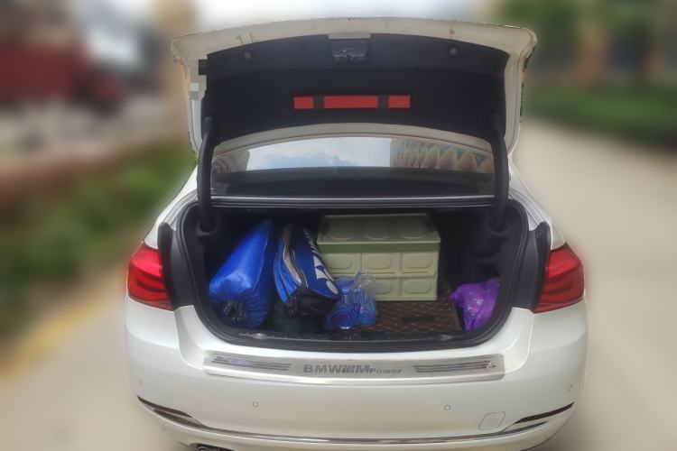 Used BMW 3 Series 2017 320Li Fashion Model Trunk