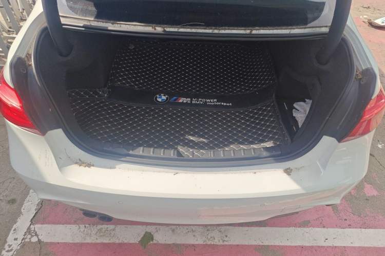 Used BMW 3 Series 2017 320Li M Sport Edition Trunk