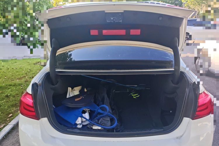 Used BMW 3 Series 2017 318Li Fashion Model Trunk