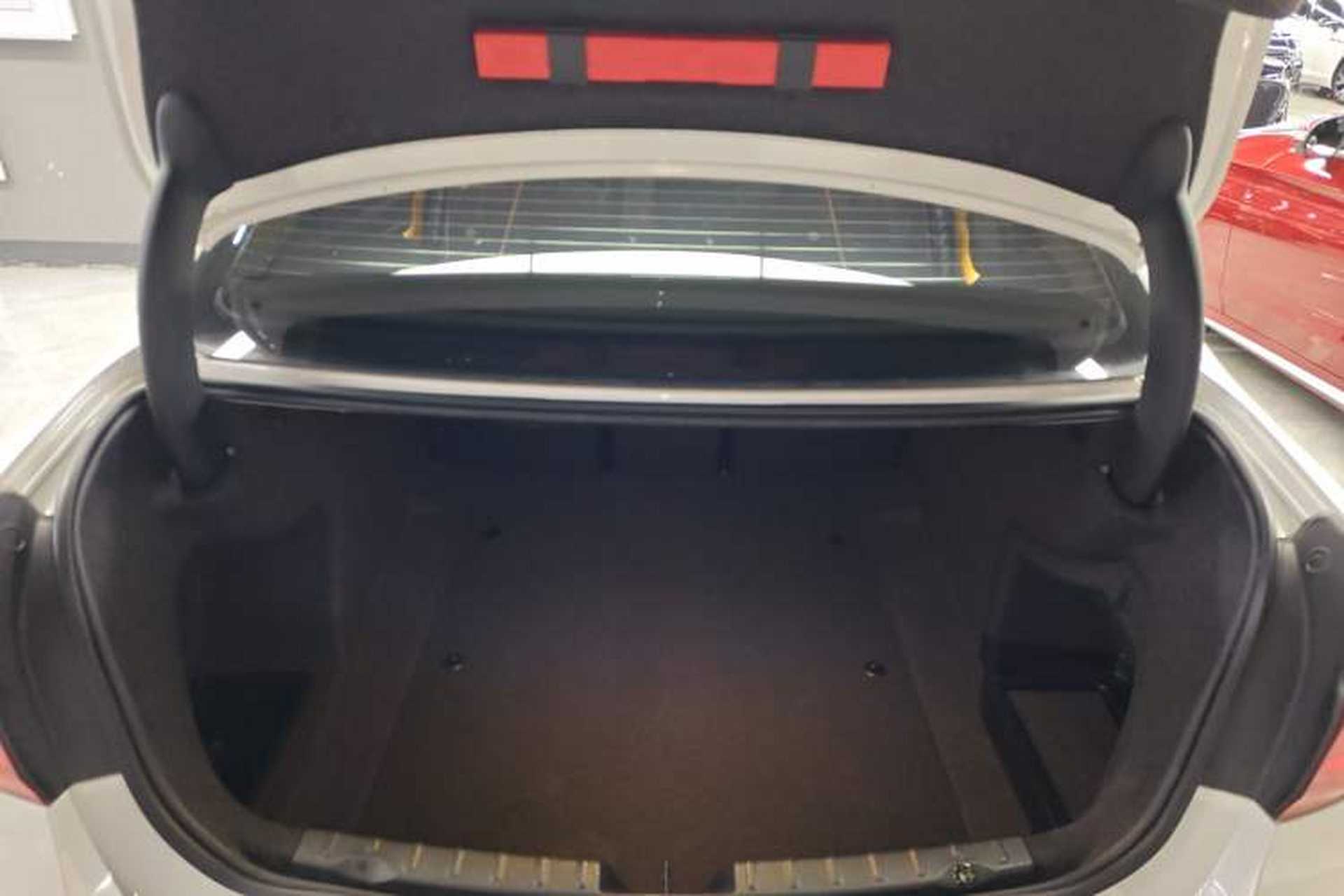 Used BMW 3 Series 2017 320Li Fashion Model Trunk