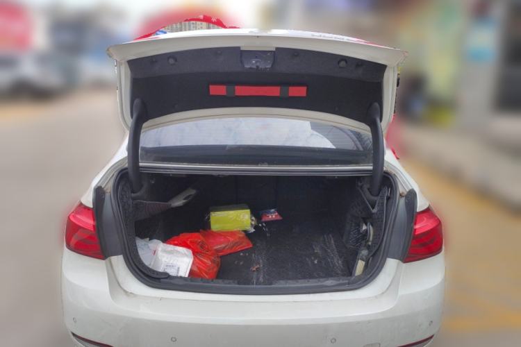 Used BMW 3 Series 2017 320Li Fashion Model Trunk
