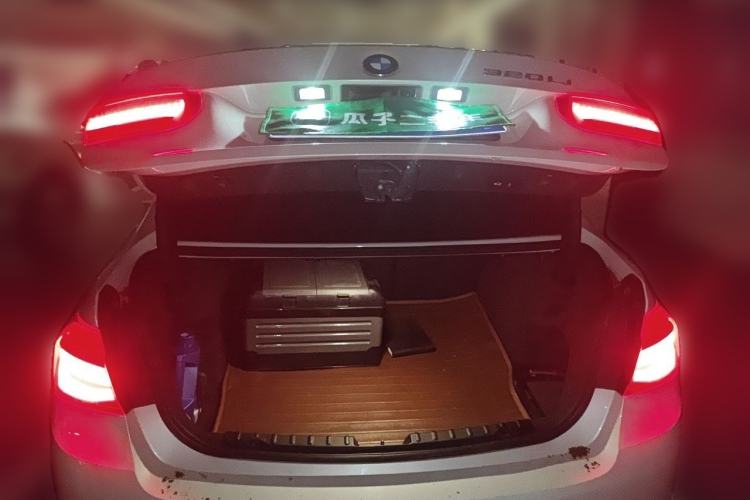 Used BMW 3 Series 2017 320Li Fashion Model Trunk