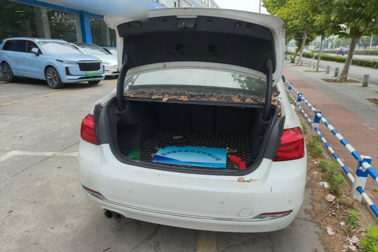 Used BMW 3 Series 2017 320Li Fashion Model Trunk
