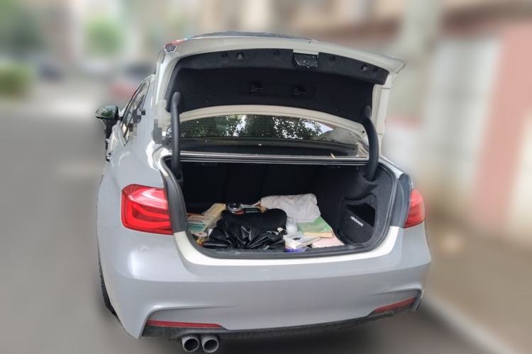 Used BMW 3 Series 2017 320i M Sport Trunk