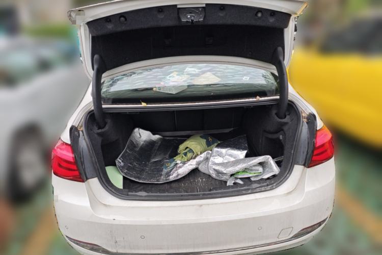 Used BMW 3 Series 2017 320Li Fashion Model Trunk