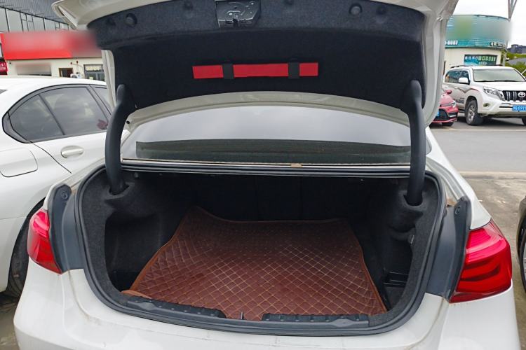 Used BMW 3 Series 2017 320Li M Sport Edition Trunk
