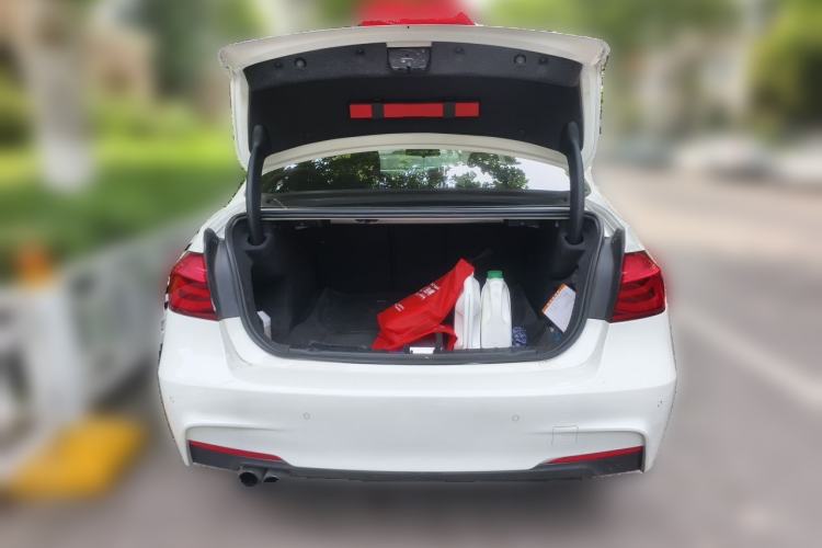 Used BMW 3 Series 2017 320Li M Sport Edition Trunk