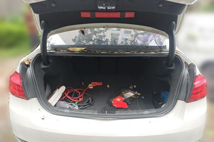 Used BMW 3 Series 2017 320Li Fashion Model Trunk
