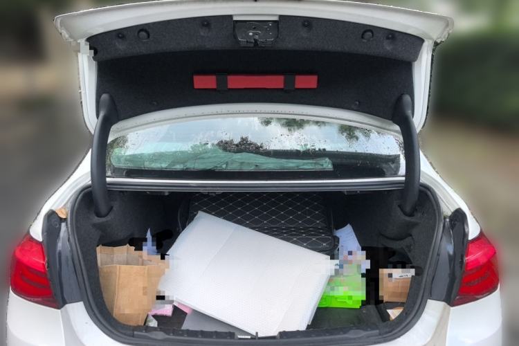 Used BMW 3 Series 2017 320Li Fashion Model Trunk
