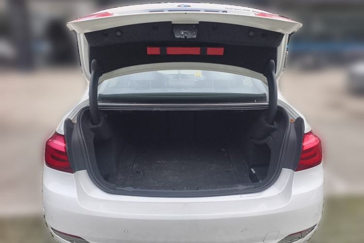 Used BMW 3 Series 2017 320Li Fashion Model Trunk