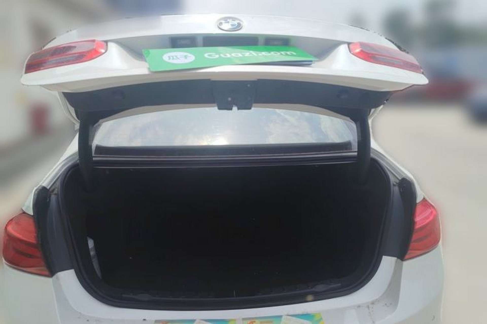 Used BMW 3 Series 2017 318i Fashion Model Trunk