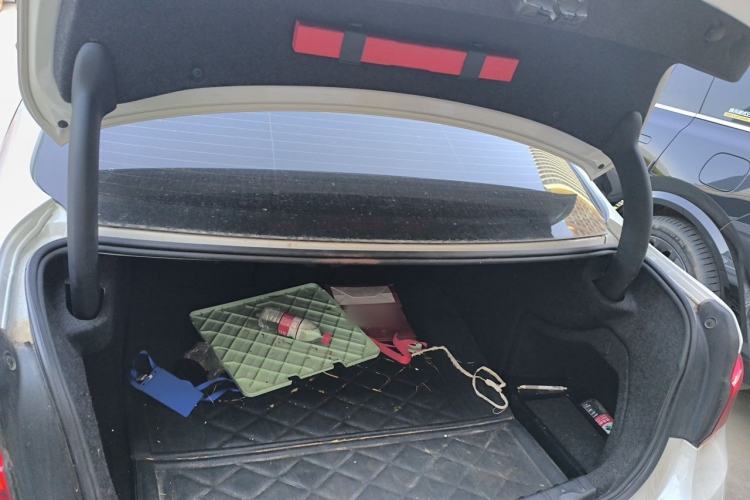 Used BMW 3 Series 2017 320Li Fashion Model Trunk