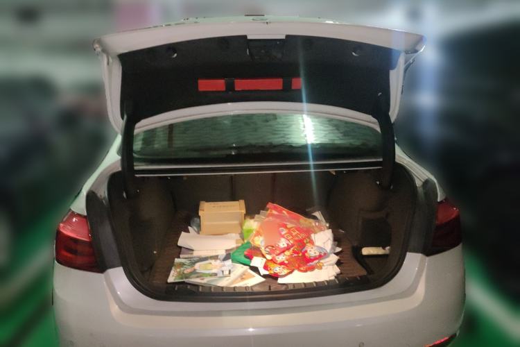 Used BMW 3 Series 2017 318Li Fashion Model Trunk