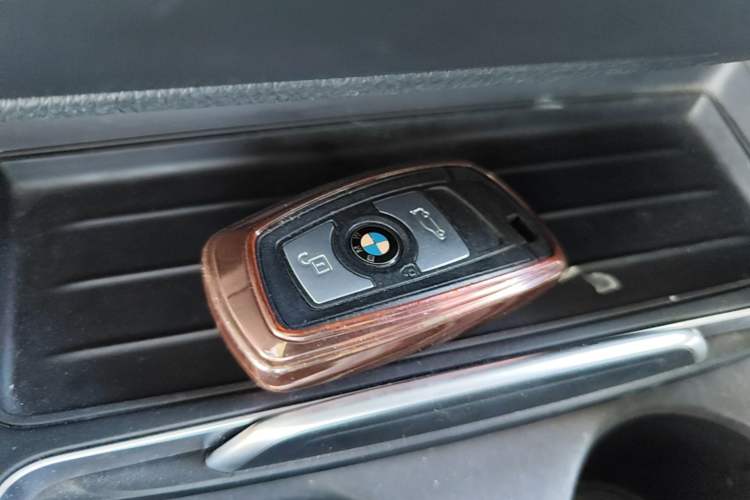 Used BMW 3 Series 2017 320Li Fashion Model Vehicle Key