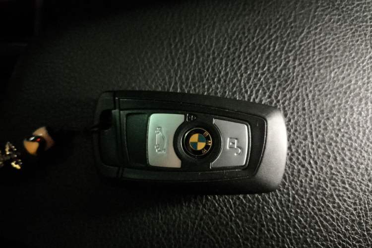 Used BMW 3 Series 2017 320Li Fashion Model Vehicle Key