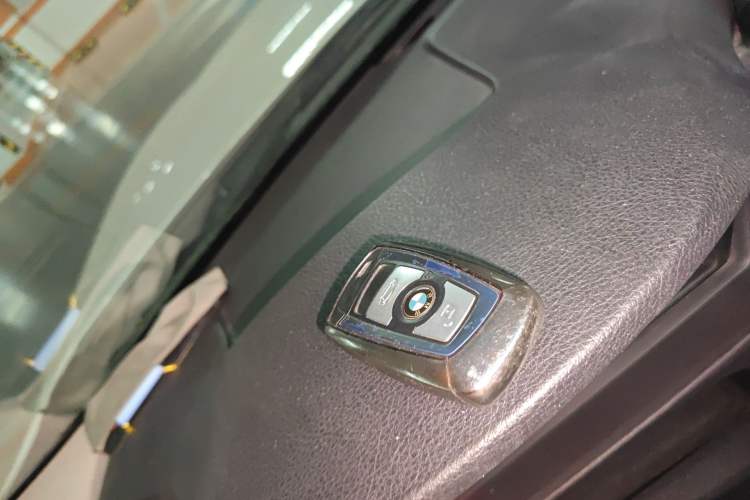 Used BMW 3 Series 2017 320Li M Sport Edition Vehicle Key