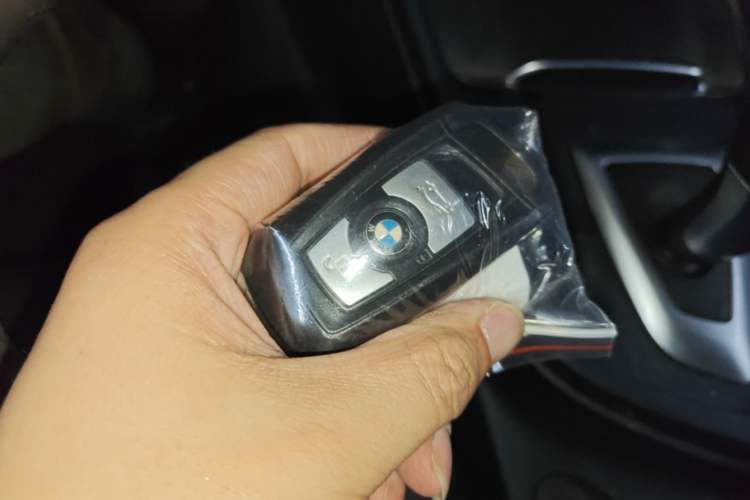 Used BMW 3 Series 2017 320Li xDrive Fashion Model Vehicle Key