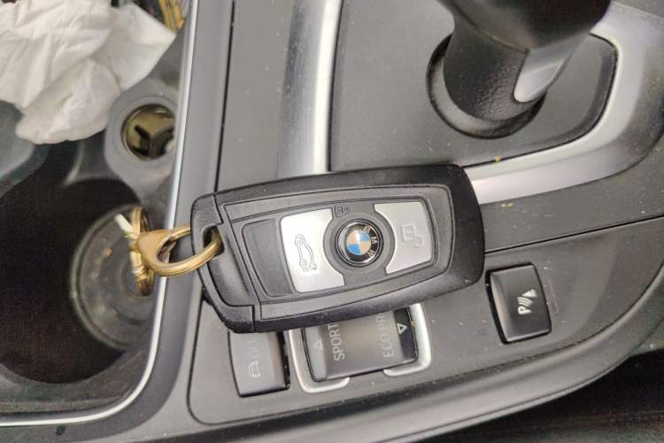 Used BMW 3 Series 2017 320Li Fashion Model Vehicle Key