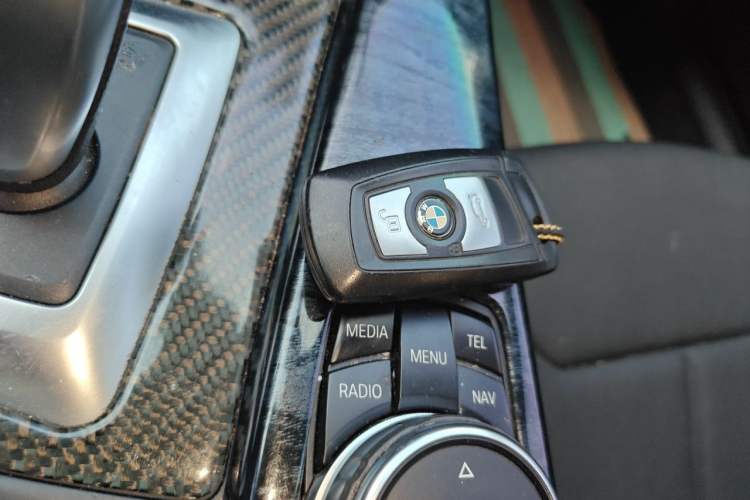 Used BMW 3 Series 2017 320Li Fashion Model Vehicle Key