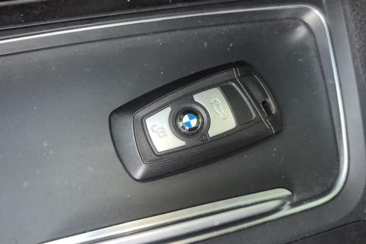 Used BMW 3 Series 2017 320Li Fashion Model Vehicle Key