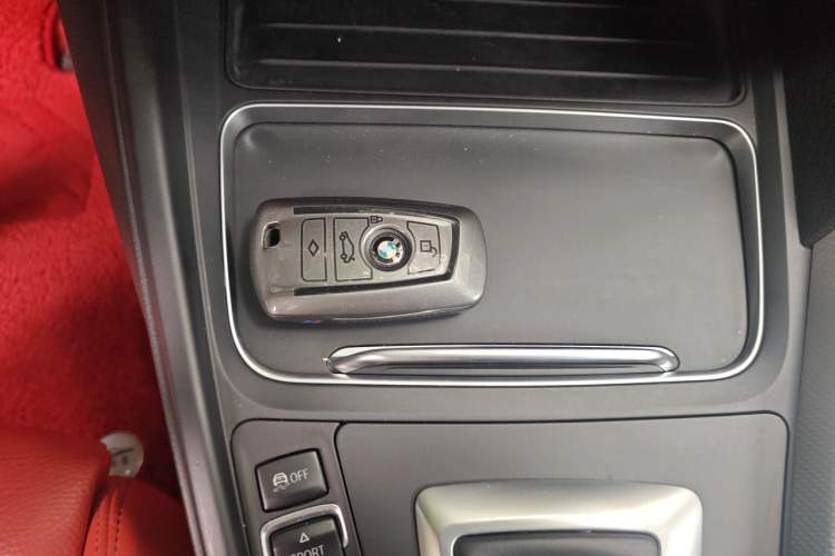Used BMW 3 Series 2017 330i M Sport Edition Vehicle Key