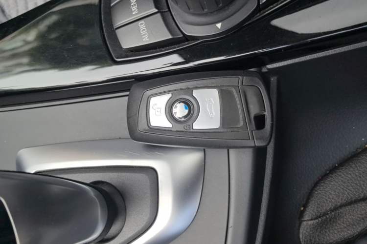 Used BMW 3 Series 2017 320Li Fashion Model Vehicle Key