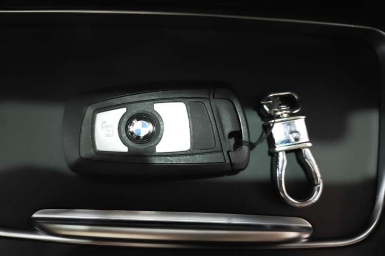 Used BMW 3 Series 2017 320Li Fashion Model Vehicle Key