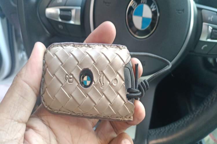 Used BMW 3 Series 2017 320i M Sport Vehicle Key