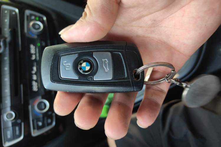 Used BMW 3 Series 2017 320Li xDrive Fashion Model Vehicle Key