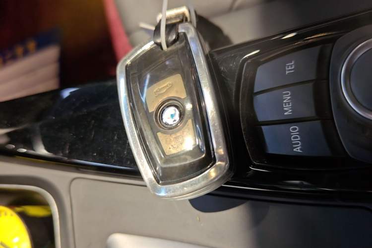 Used BMW 3 Series 2017 320Li Fashion Model Vehicle Key