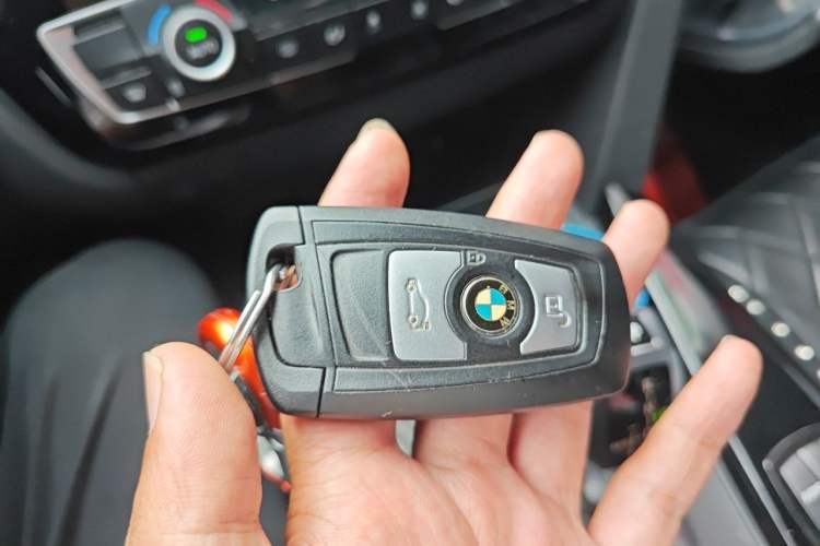 Used BMW 3 Series 2017 320Li Fashion Model Vehicle Key