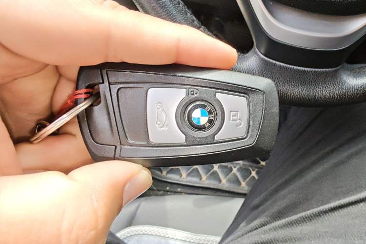 Used BMW 3 Series 2017 320Li Fashion Model Vehicle Key