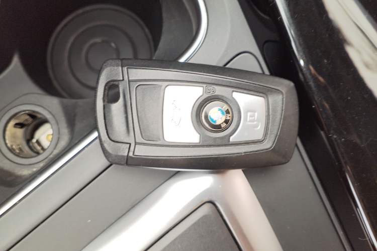 Used BMW 3 Series 2017 320Li Fashion Model Vehicle Key