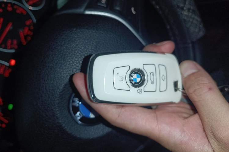 Used BMW 3 Series 2017 320Li Fashion Model Vehicle Key