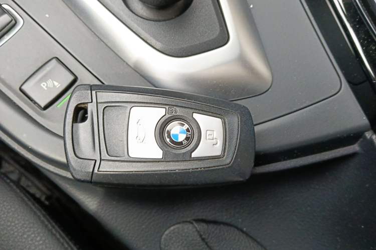 Used BMW 3 Series 2017 320Li Fashion Model Vehicle Key