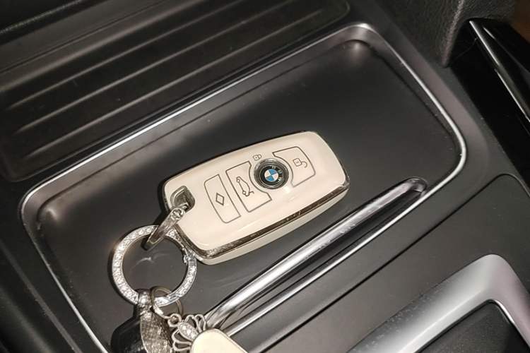 Used BMW 3 Series 2017 320Li Fashion Model Vehicle Key