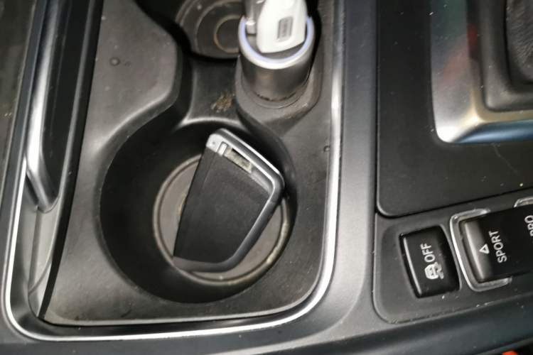Used BMW 3 Series 2017 330Li M Sport Edition Vehicle Key