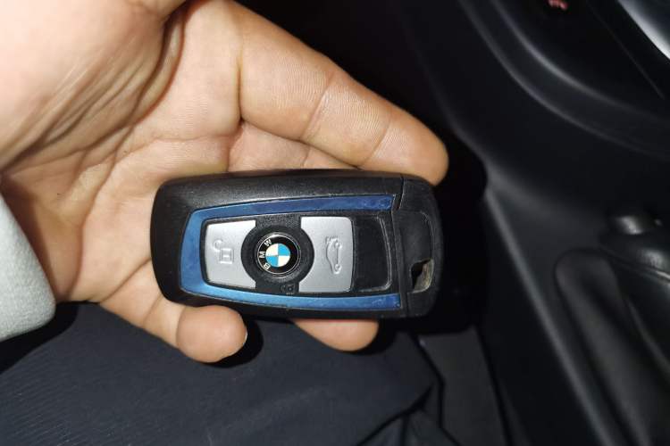 Used BMW 3 Series 2017 320i M Sport Vehicle Key