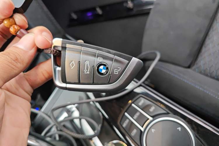 Used BMW 3 Series 2017 320i M Sport Vehicle Key