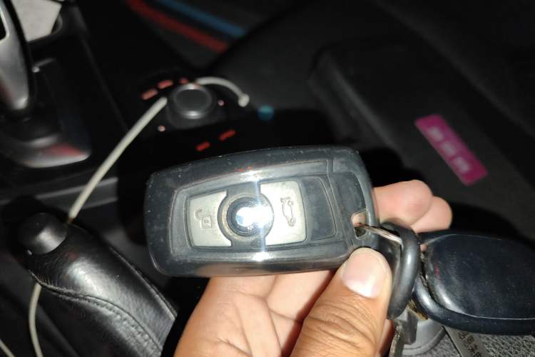Used BMW 3 Series 2017 318Li Fashion Model Vehicle Key