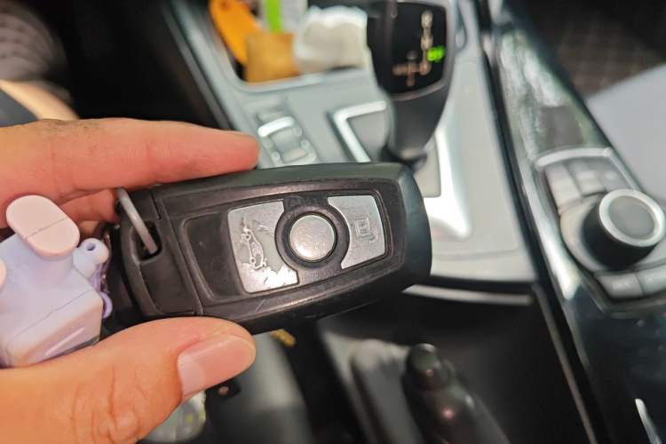 Used BMW 3 Series 2017 320Li Fashion Model Vehicle Key