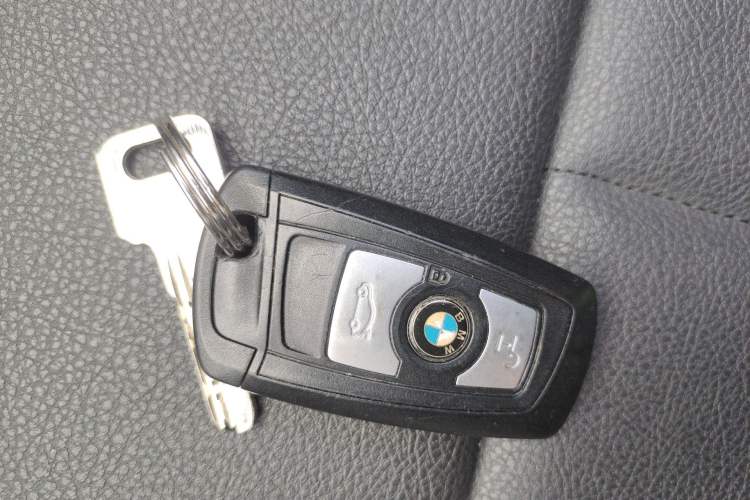 Used BMW 3 Series 2017 320Li Fashion Model Vehicle Key